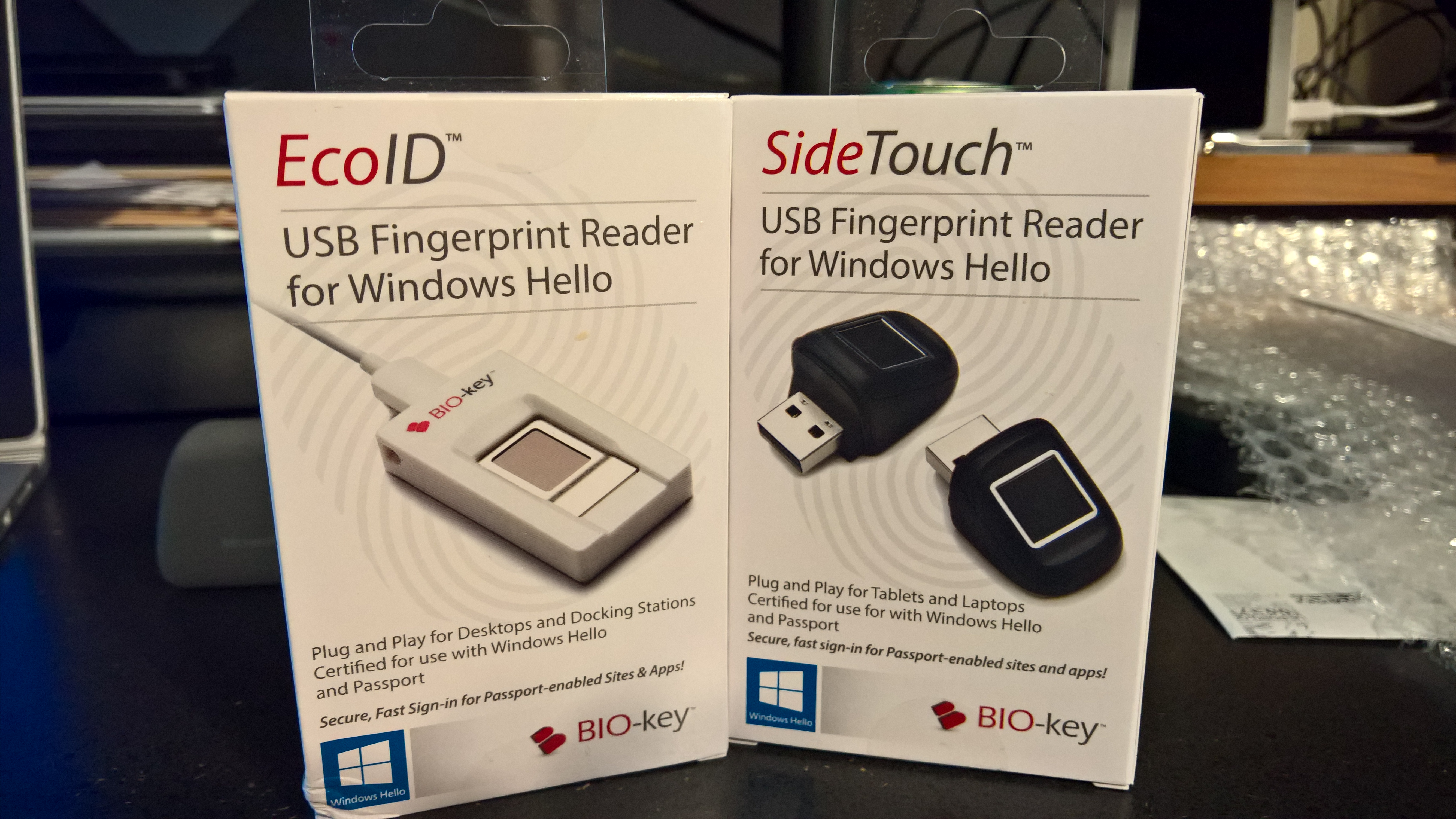 Mini USB Fingerprint Reader for Windows 10 Hello 8,USB Wireless Biometric 0.1 Second Quick Response Touch PC Computer Fingerprint Key 